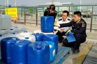 危化品進(jìn)出口須知 科技視角下的合規(guī)與安全